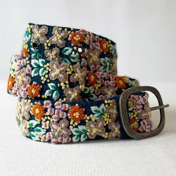 DEW EMBROIDERED BELT