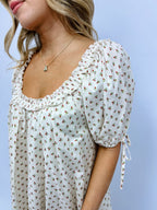 STRAWBERRY SHORT PUFF SLEEVE MINI DRESS