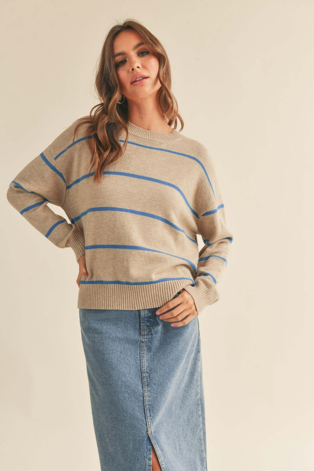 STRIPED PATTERN SWEATER