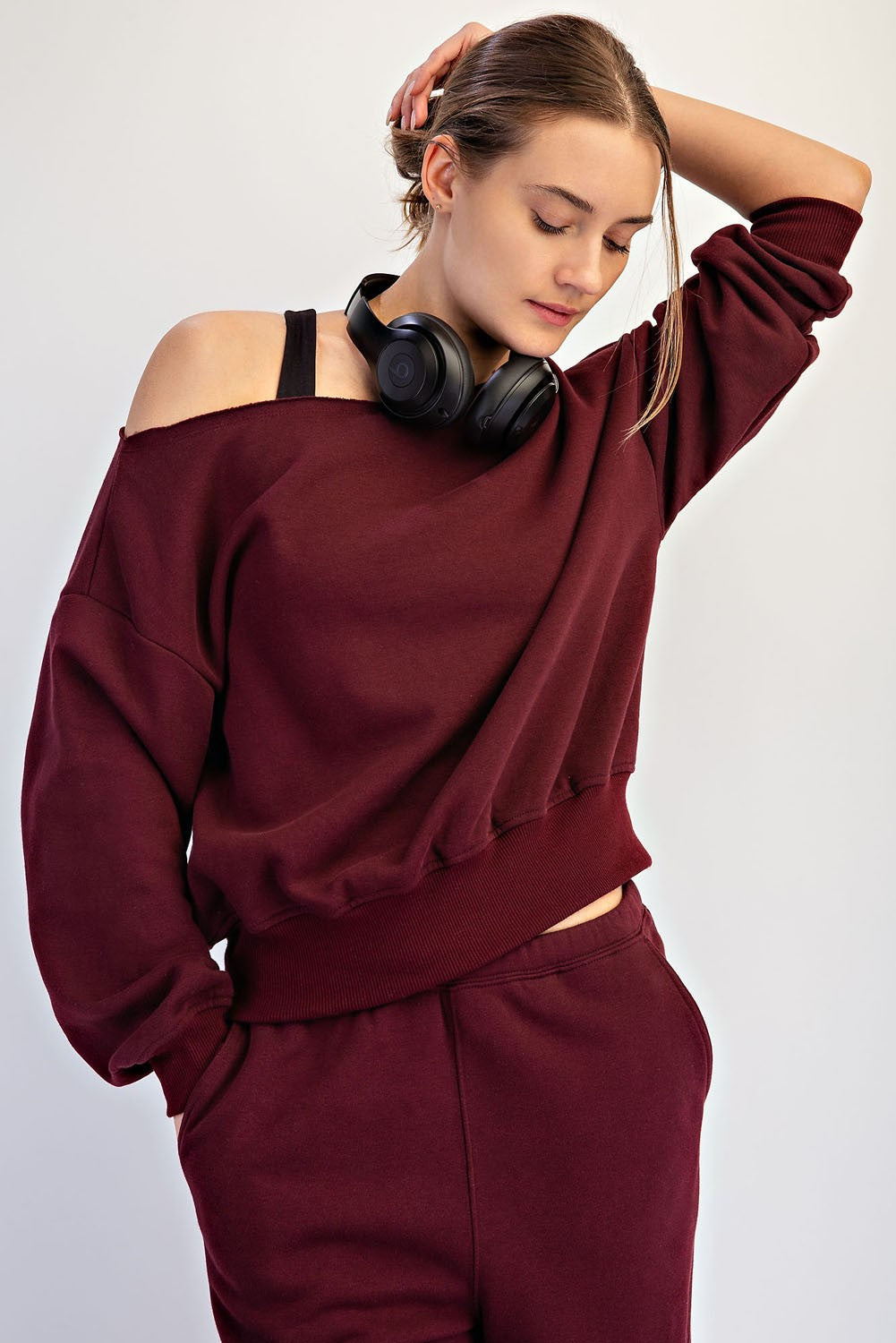 DK CHERRY FLEECE OFF SHOULDER TOP