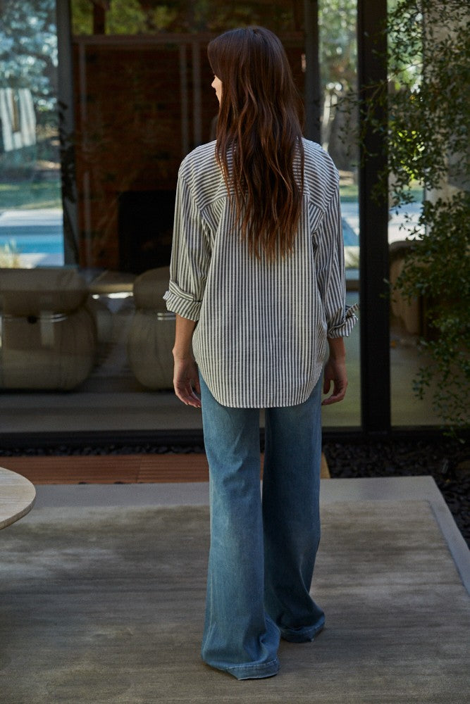 VINCENT BUTTON DOWN