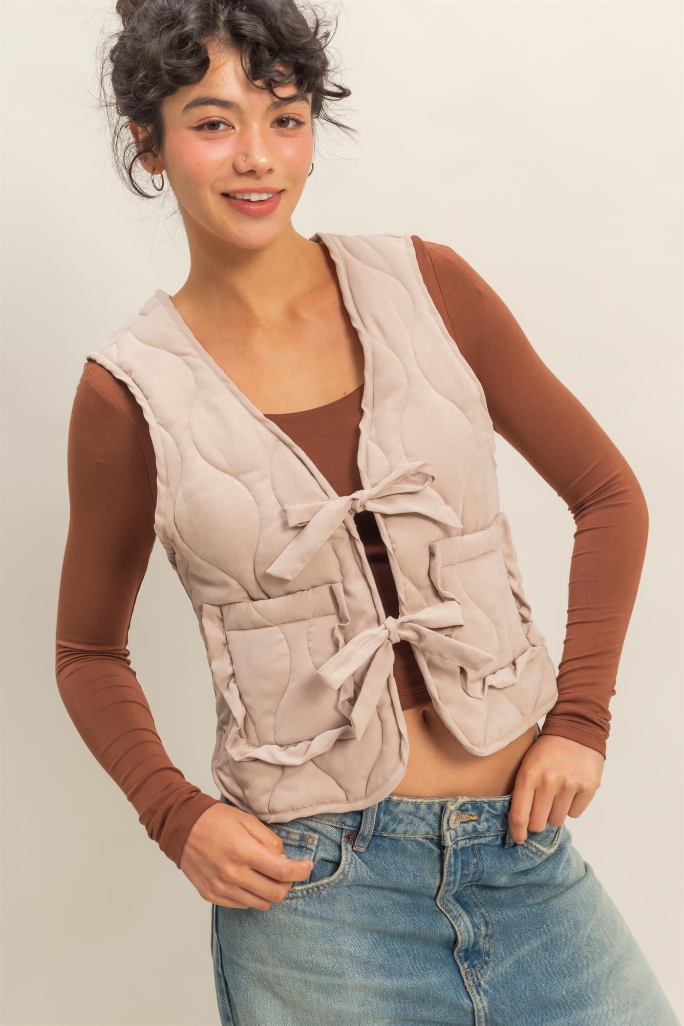 CHIC QUILTED TIE VEST TAUPE