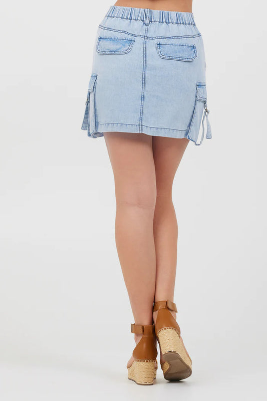 DENIM SKIRT WITH CARGO POCKETS