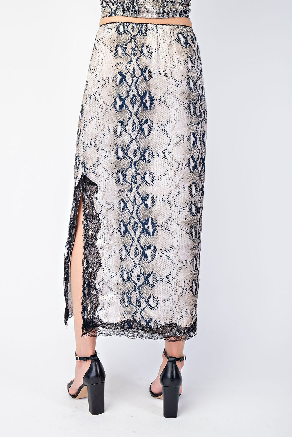 SNAKESKIN LACE SKIRT