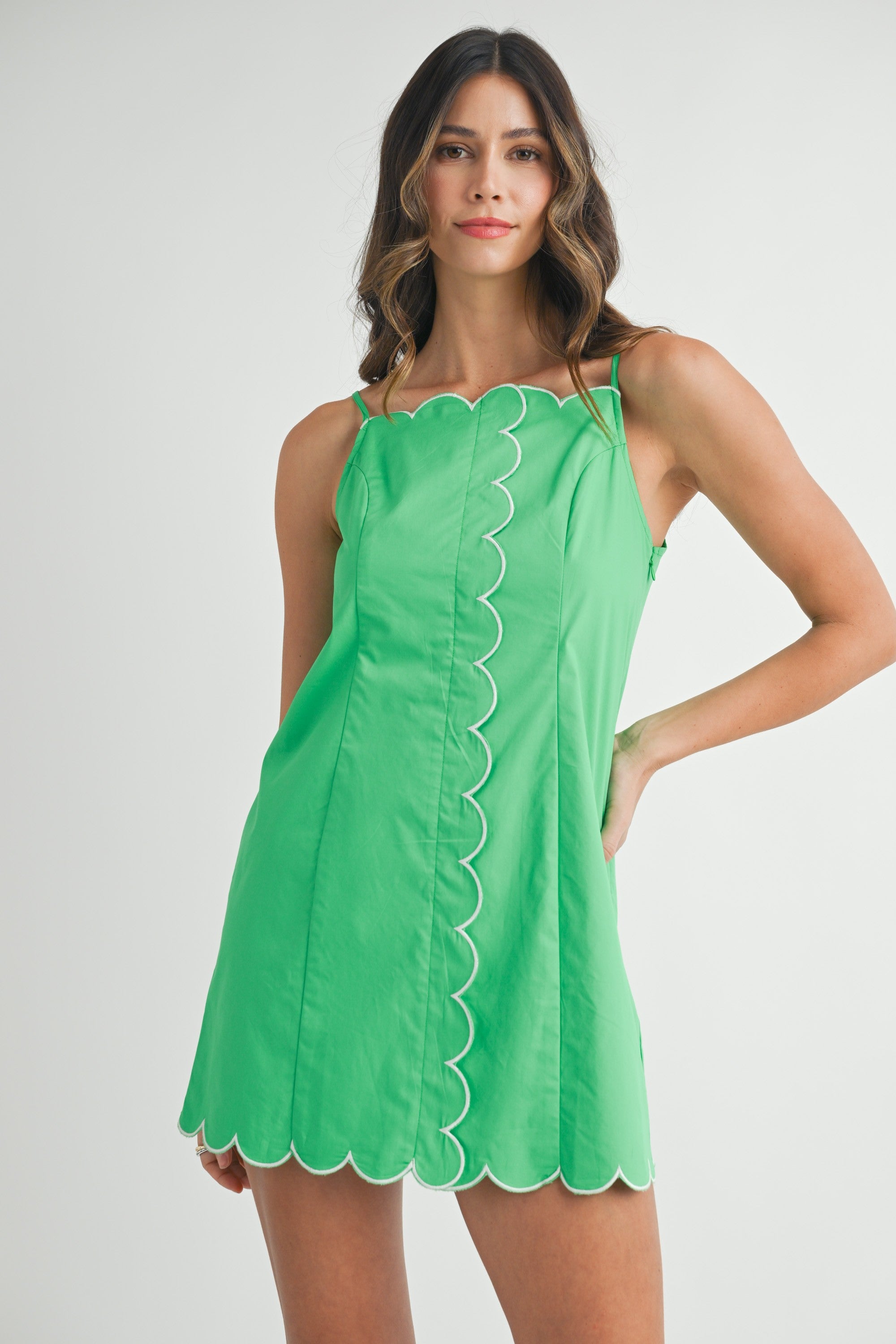 KELLY GREEN SCALLOP SPAGHETTI STRAP MINI DRESS