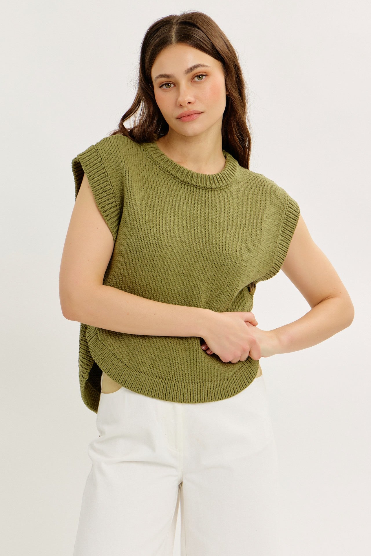 OLIVE ROUND NECK SWEATER VEST W/ SIDE BUTTONS