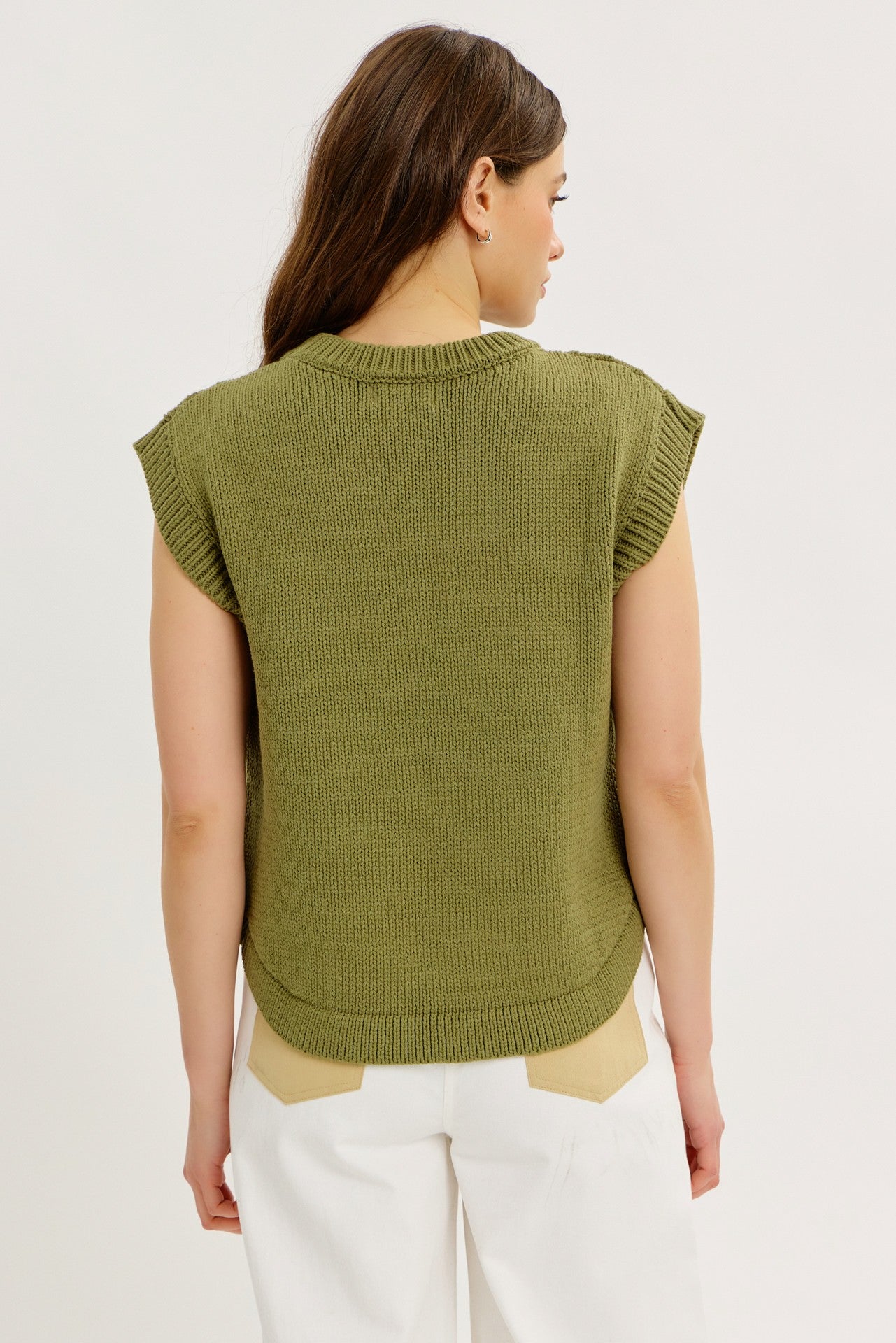 OLIVE ROUND NECK SWEATER VEST W/ SIDE BUTTONS