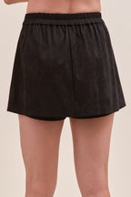 STUDDED PATCH POCKET SUEDE SKORT
