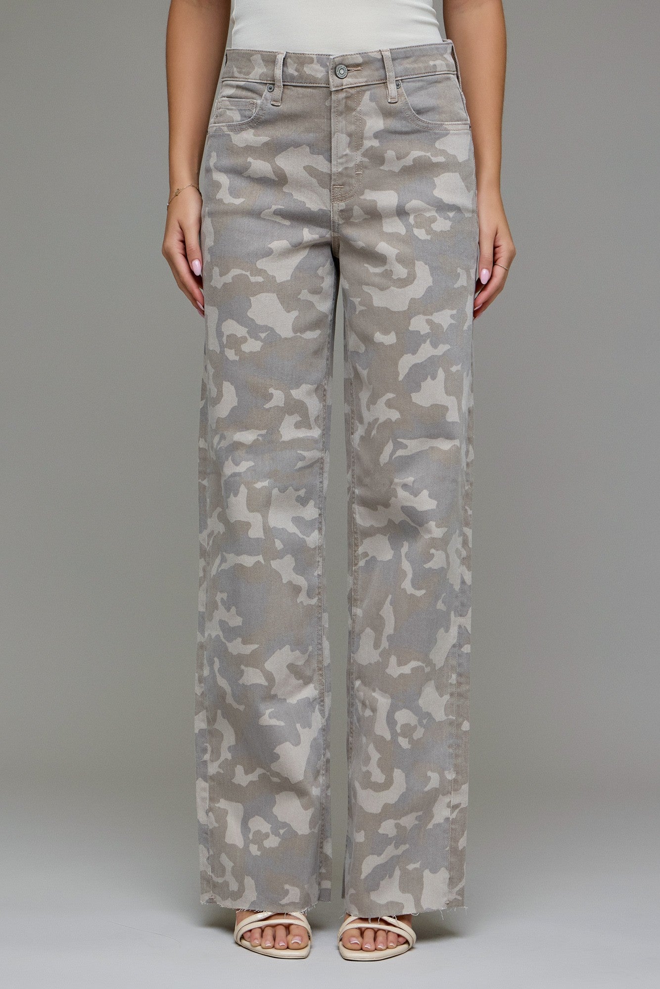 TERRY LOGAN CAMO HIGH RISE DAD JEAN