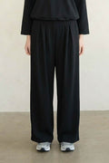 BLACK PLEATED SWEATPANT