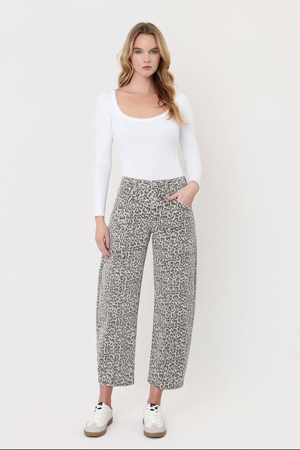 SARA HR LEOPARD BARREL JEANS