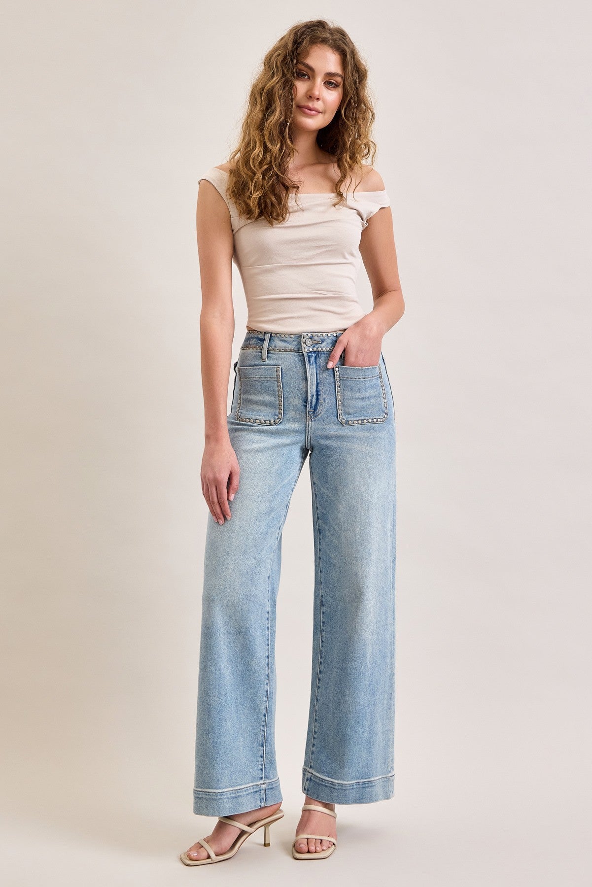 HIDDEN STUD JEAN