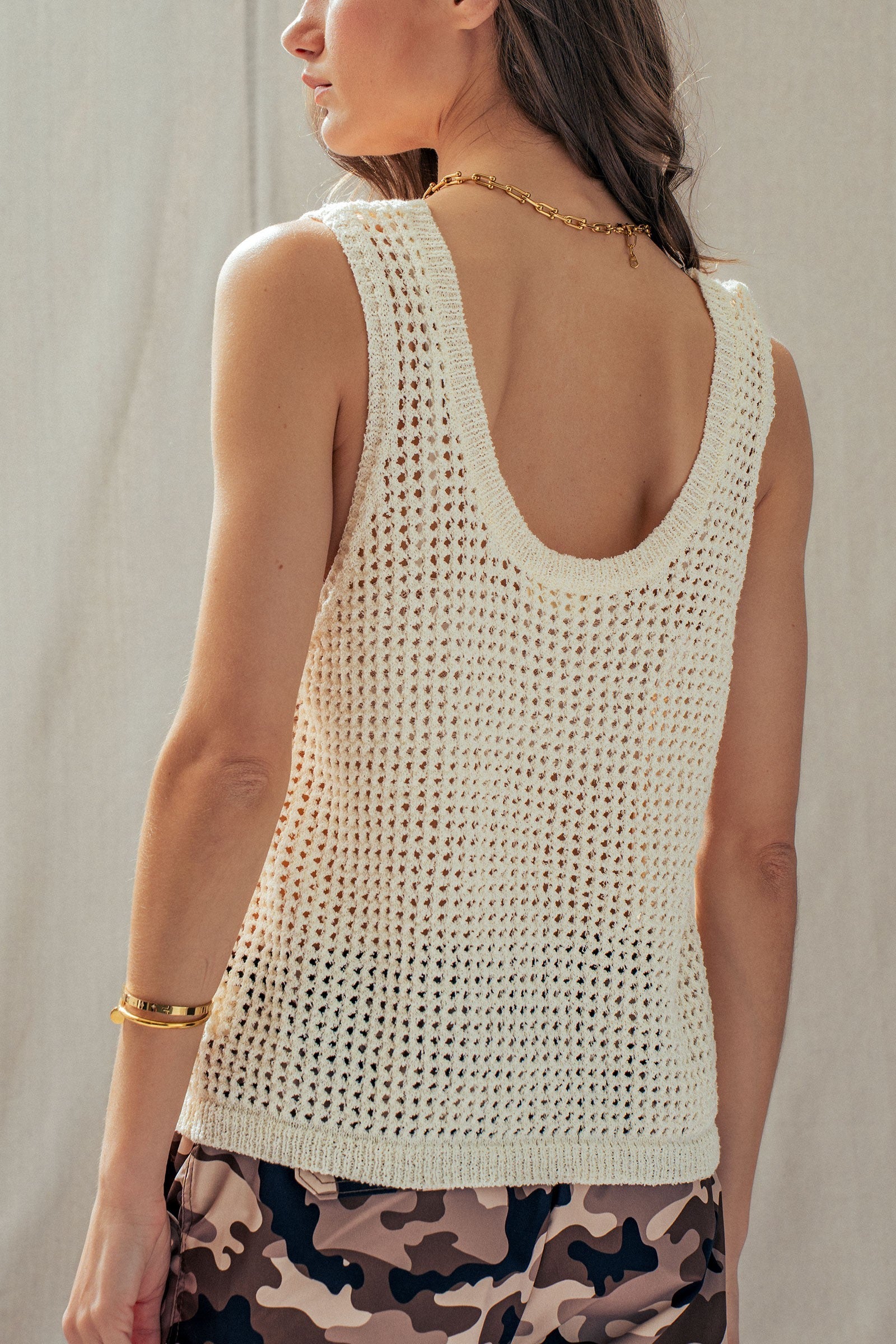 COASTAL BREEZE CROCHET TANK TOP