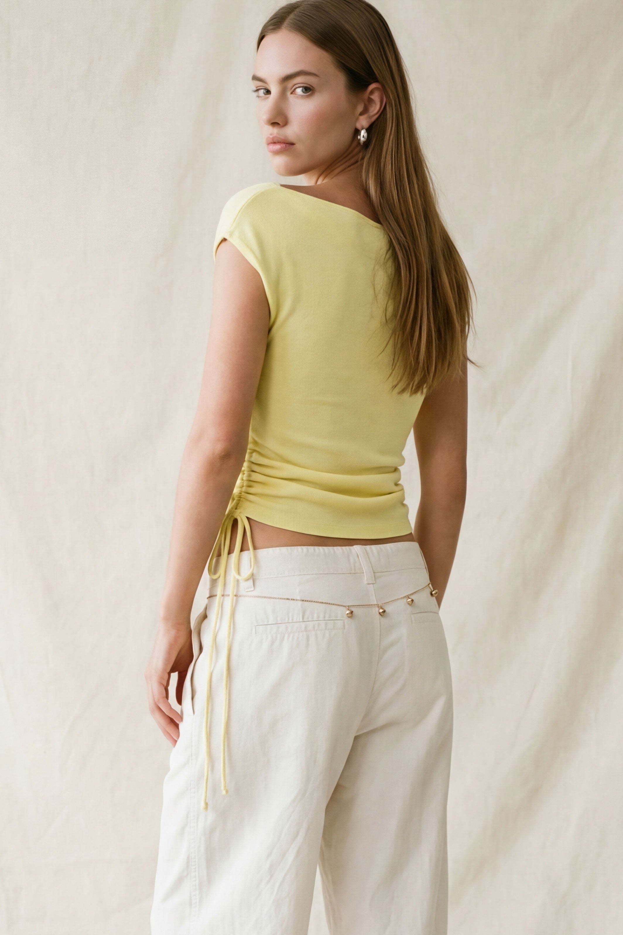 LEMON RUCHED SHOULDER TOP