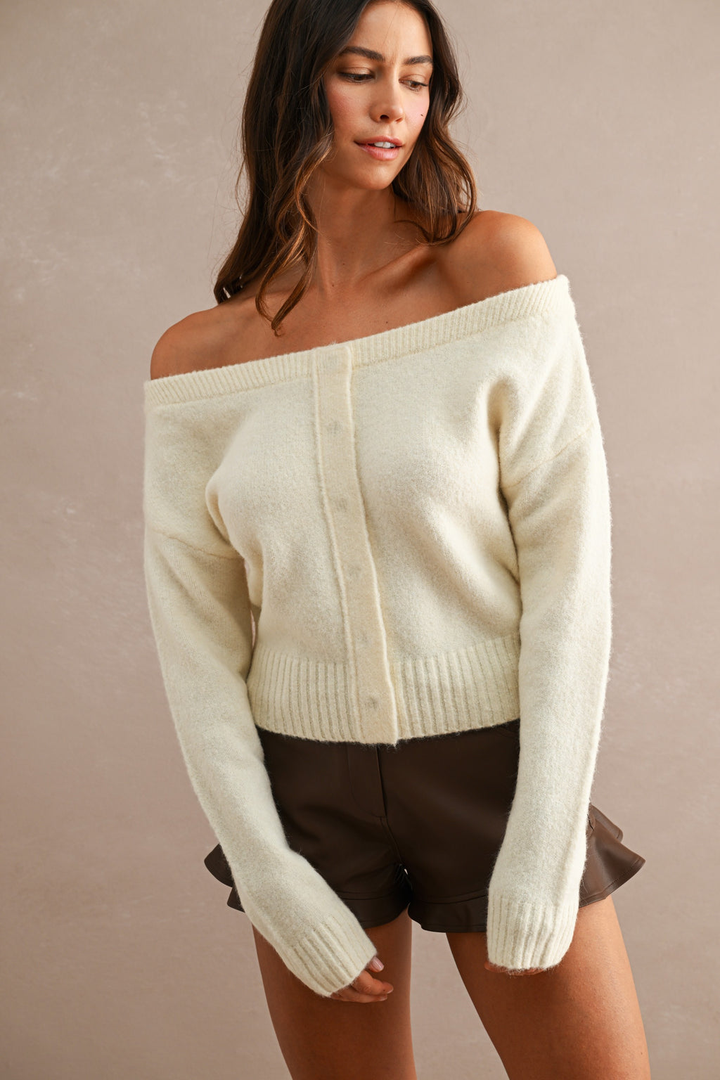 CREAM OFF SHOULDER LS SWEATER