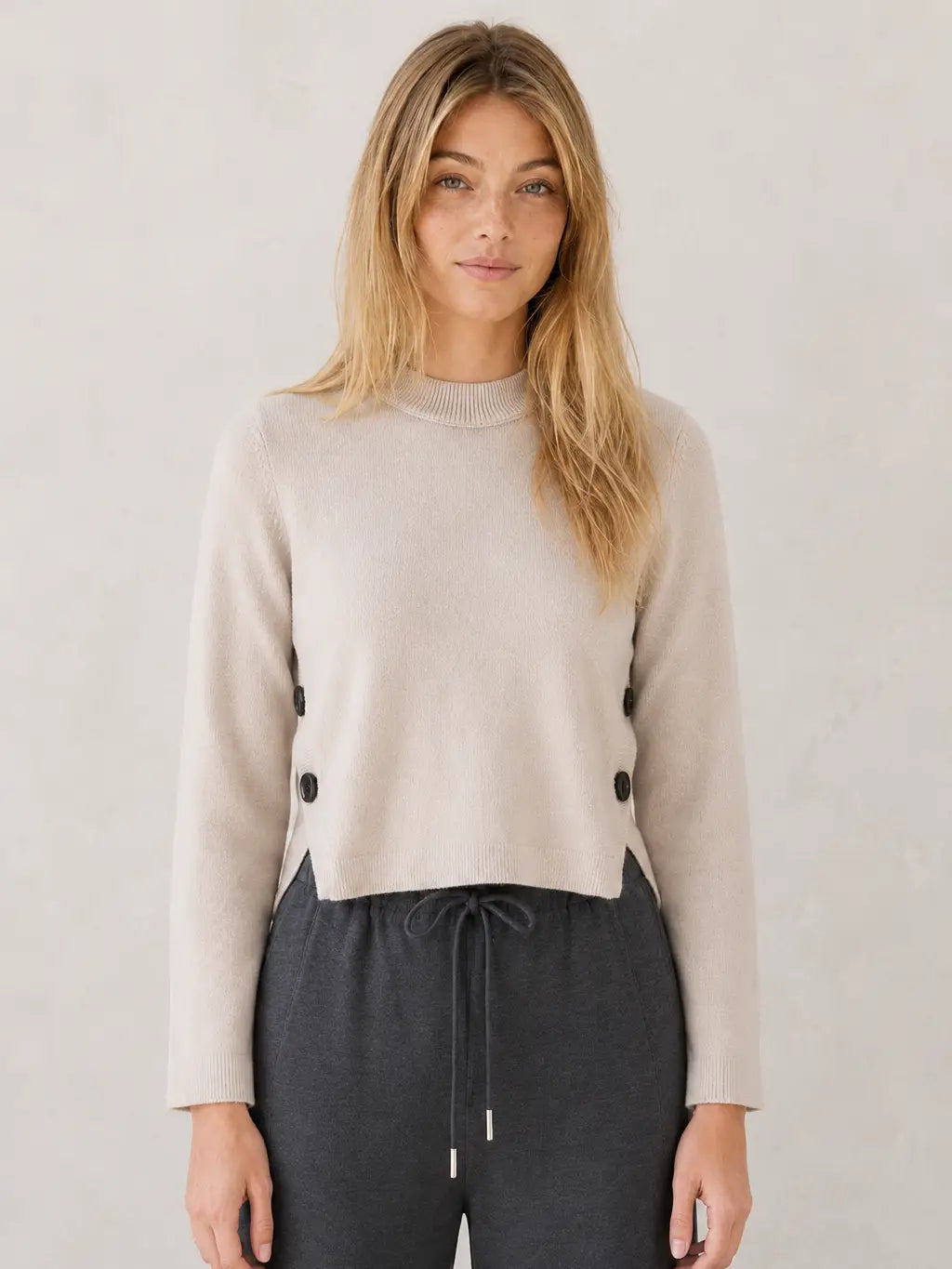 LIGHT GREY SIDE BUTTON SWEATER