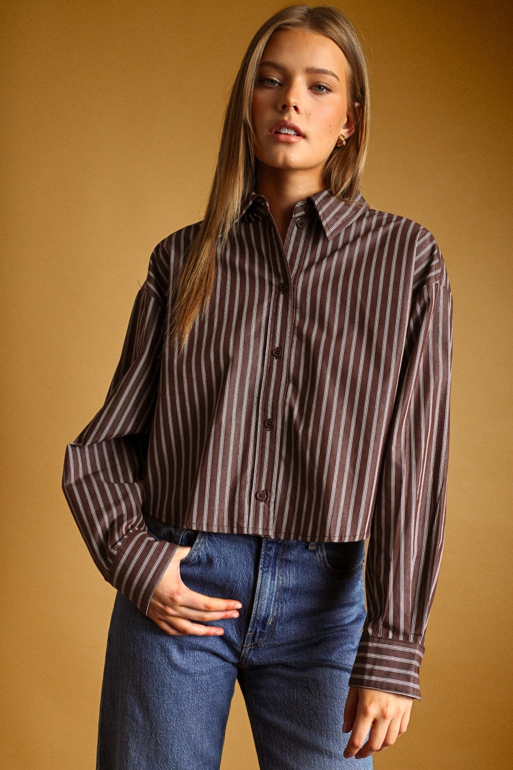 FRONT CROP SHIRT (BROWN)