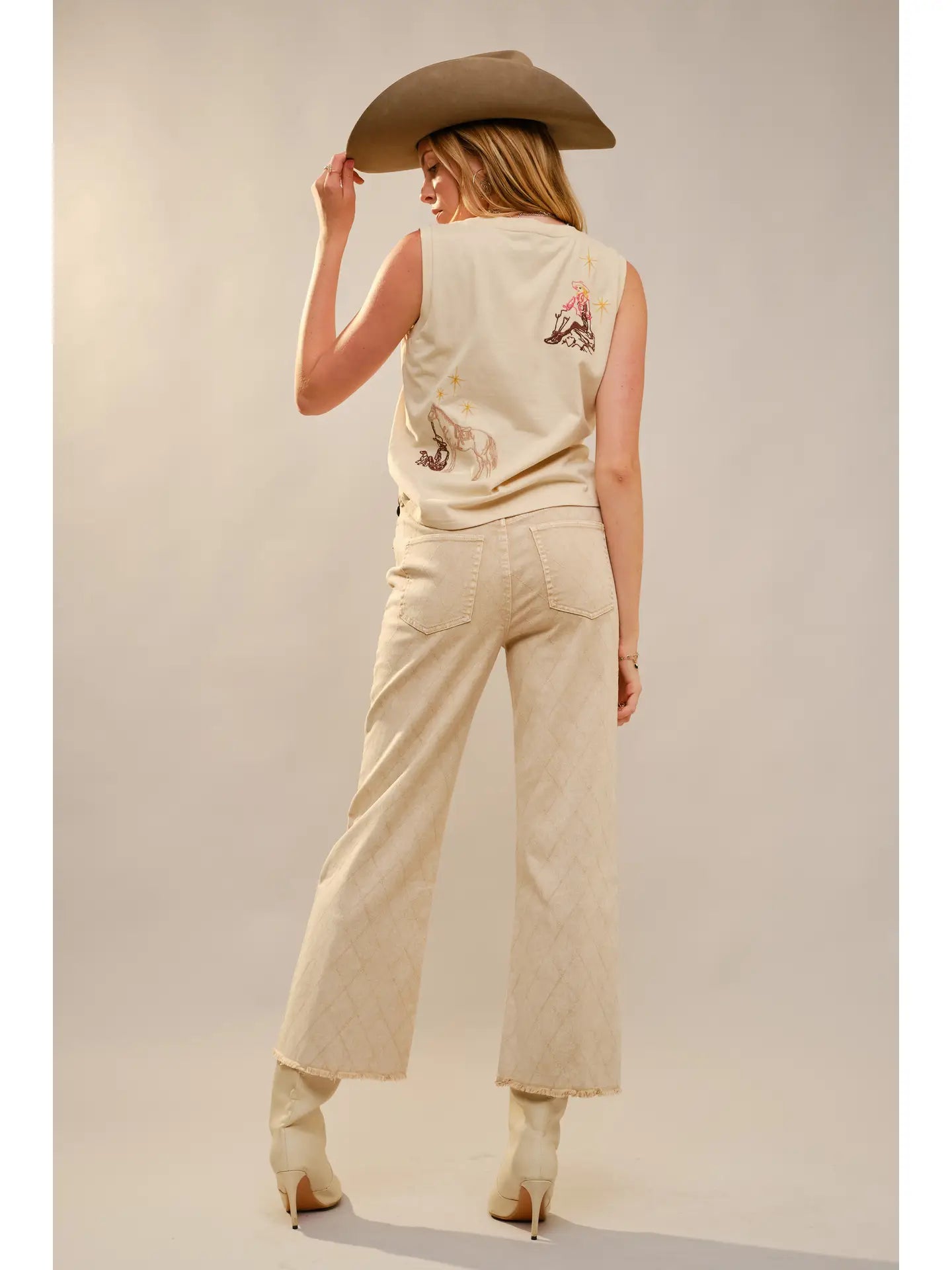 WOMEN WESTERN EMBROIDERED SLEEVELESS TOP