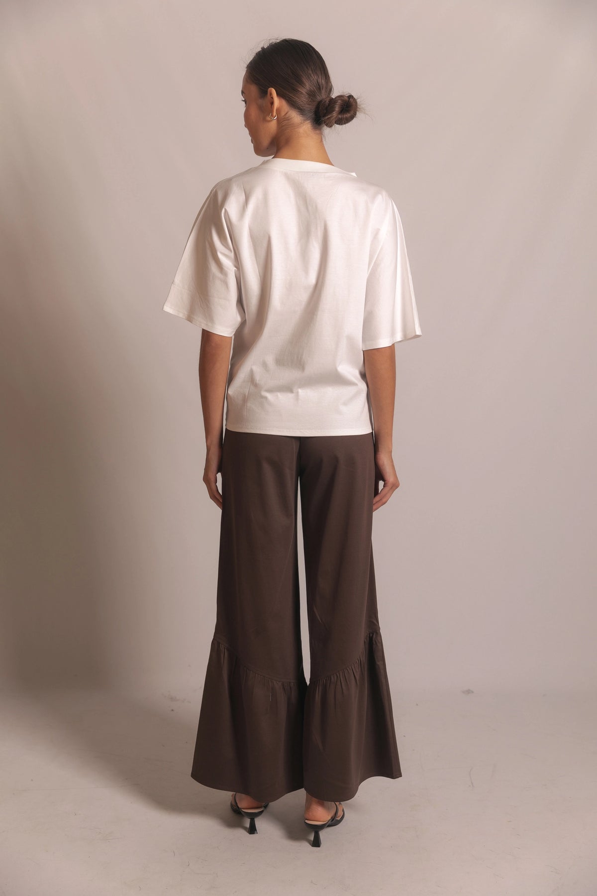 RUFFLED WIDE LEG PULL ON PANTS CHOCO PLUM