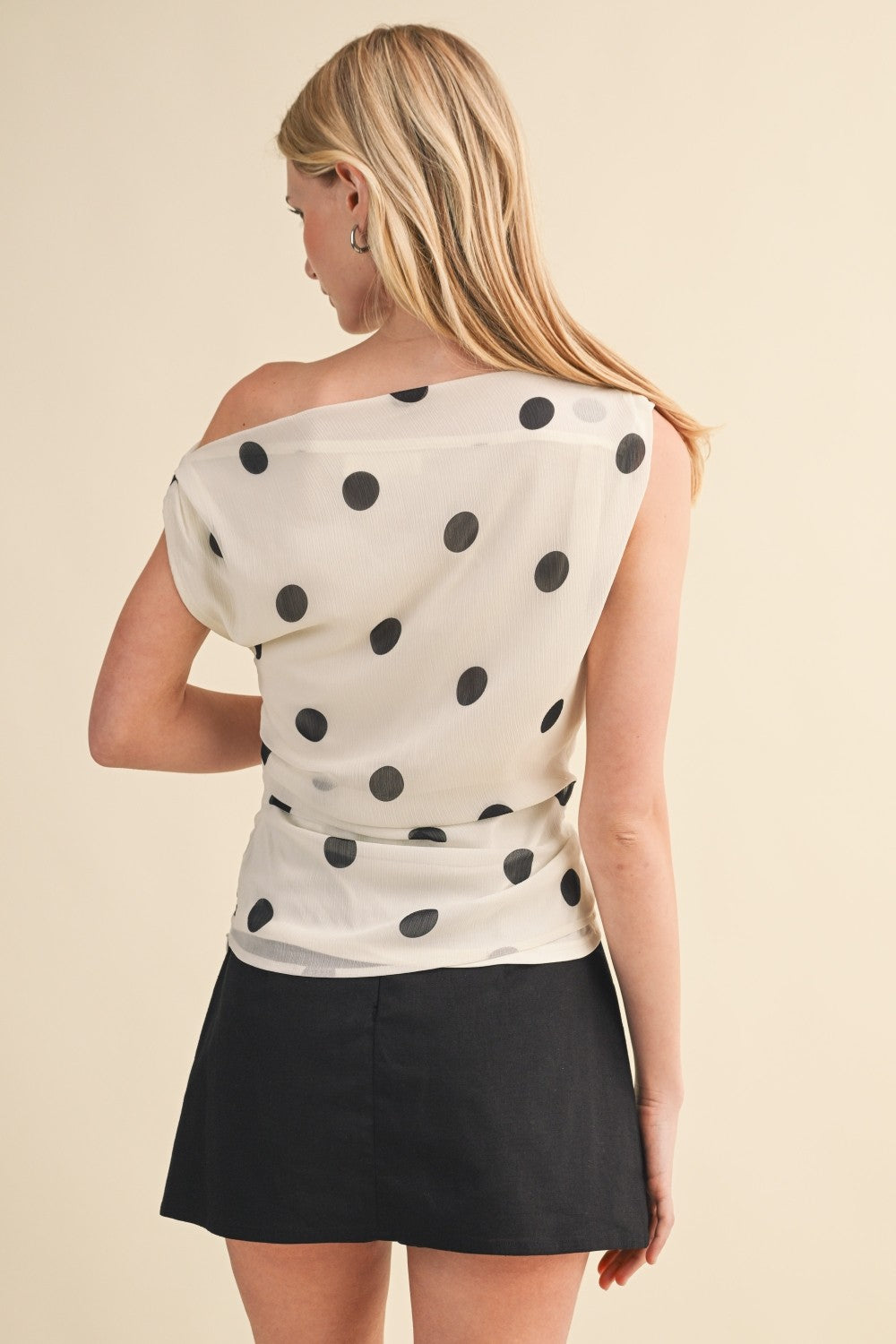 POLKA DOT ASYMMETRIC RUCHED TOP