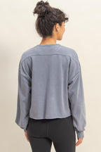 LOVE THE CROPPED CREWNECK SWEATSHIRT