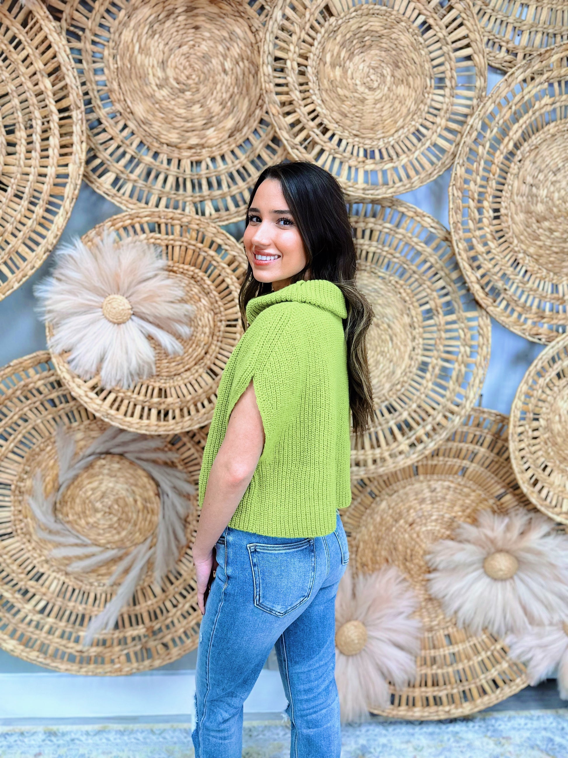 TURTLE NECK SWEATER