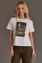 DESERT INN MOTEL GRAPHIC TEE (OFF-WHITE)