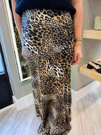 LEOPARD CHIC SATIN SKIRT