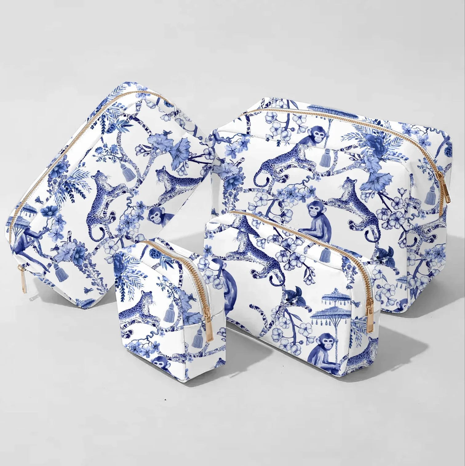 BLUE EYED MONKEY 4 PIECE TOILETRY SET