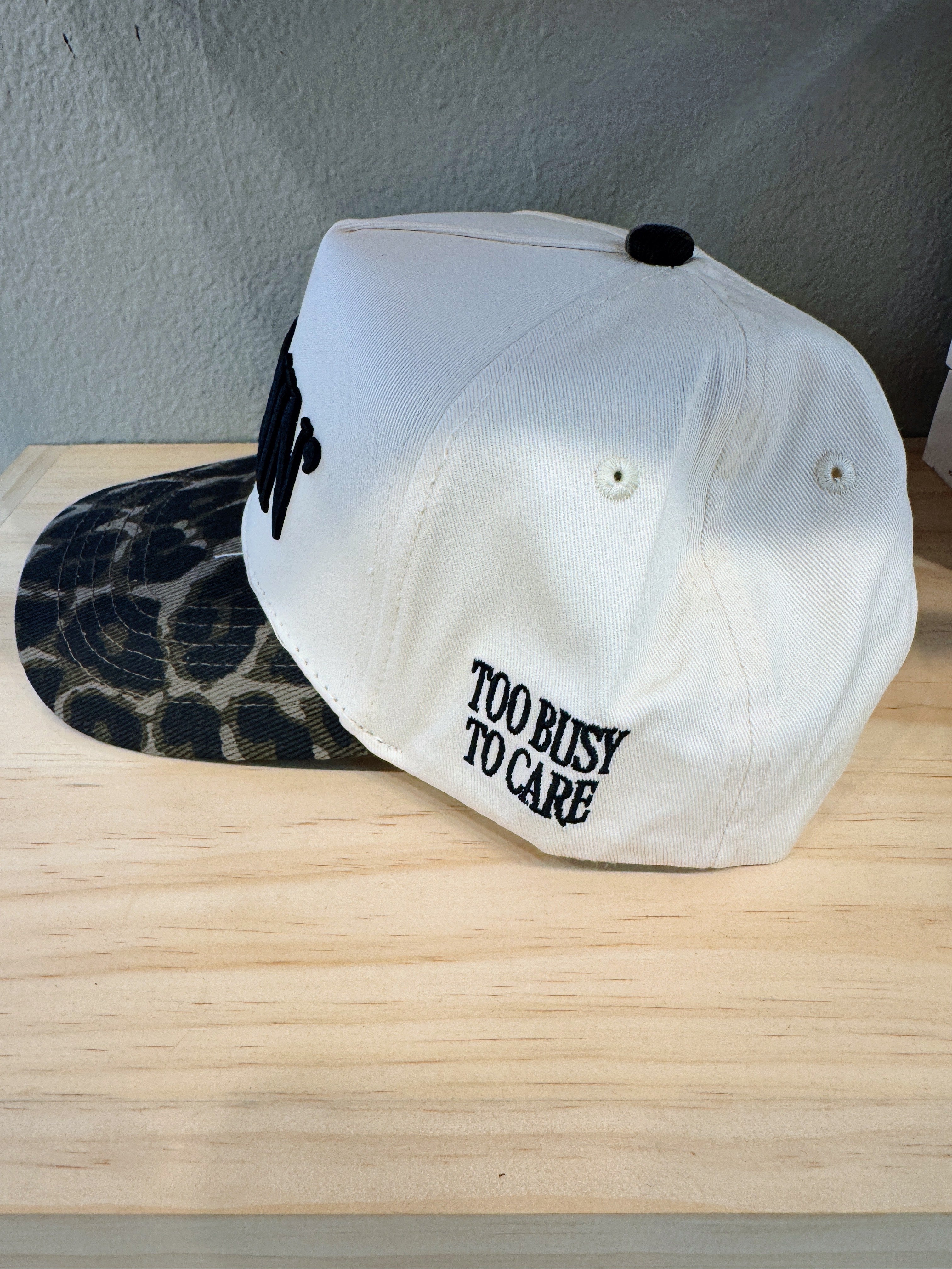 MOMMIN' TOO BUSY TO CARE TRUCKER HAT