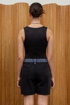 SLEEVELESS FITTED TANK