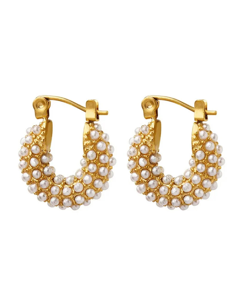 DAINTY PEARL HOOPS