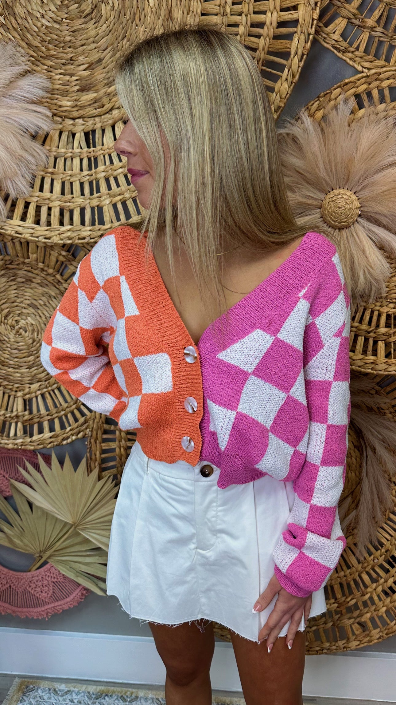 TWO TONE CHECKERED CROP KNIT CARDIGAN