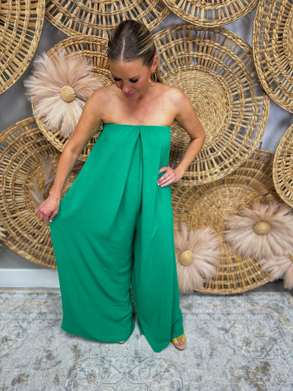 FLOWY STRAPLESS WIDE LEG JUMPSUIT