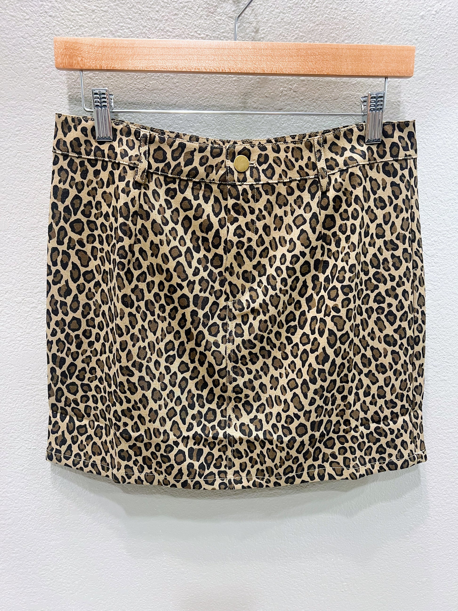 LEOPARD MINI SKIRT