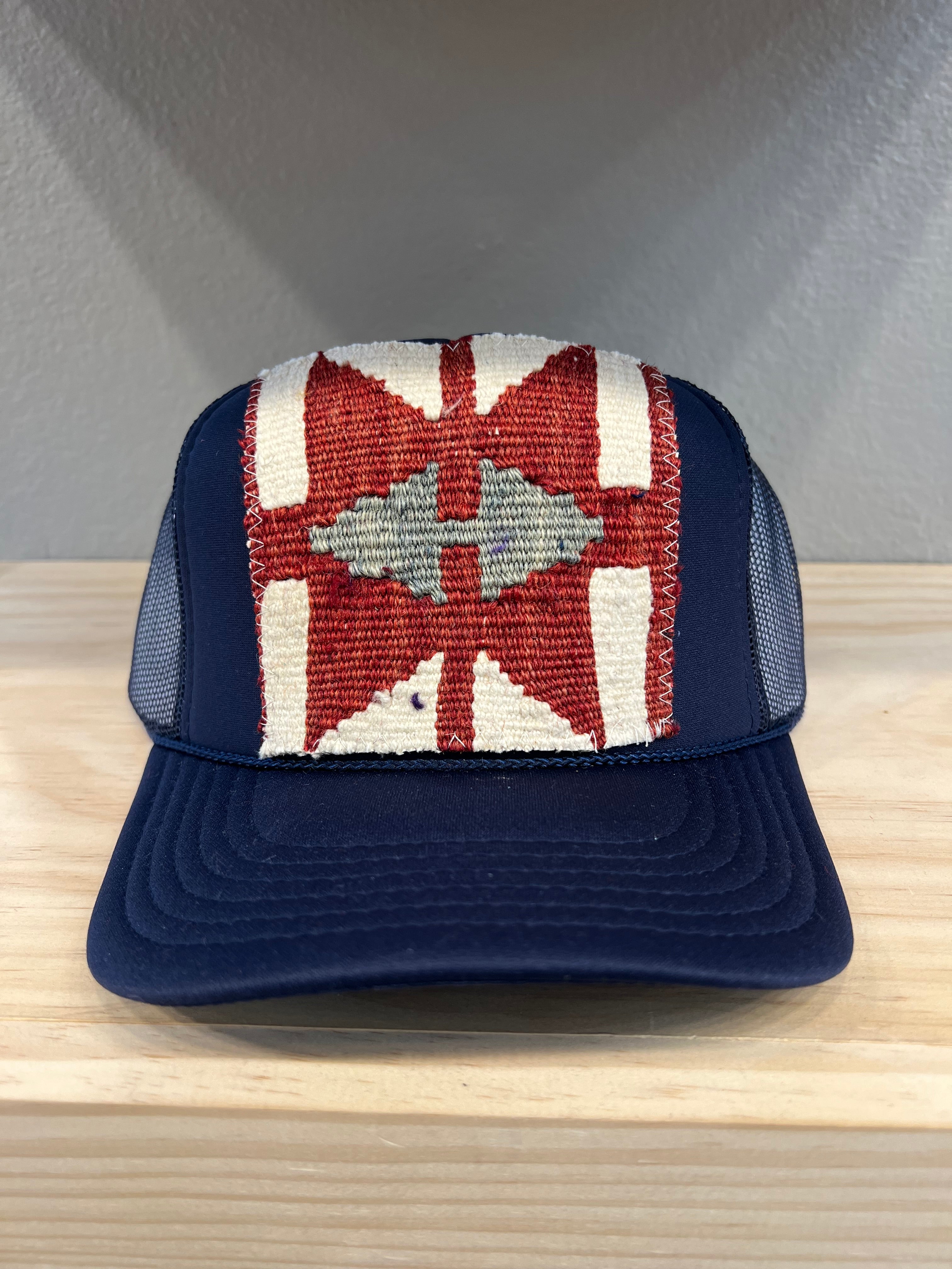 FALL ORIJINAL PATCH TRUCKER HATS