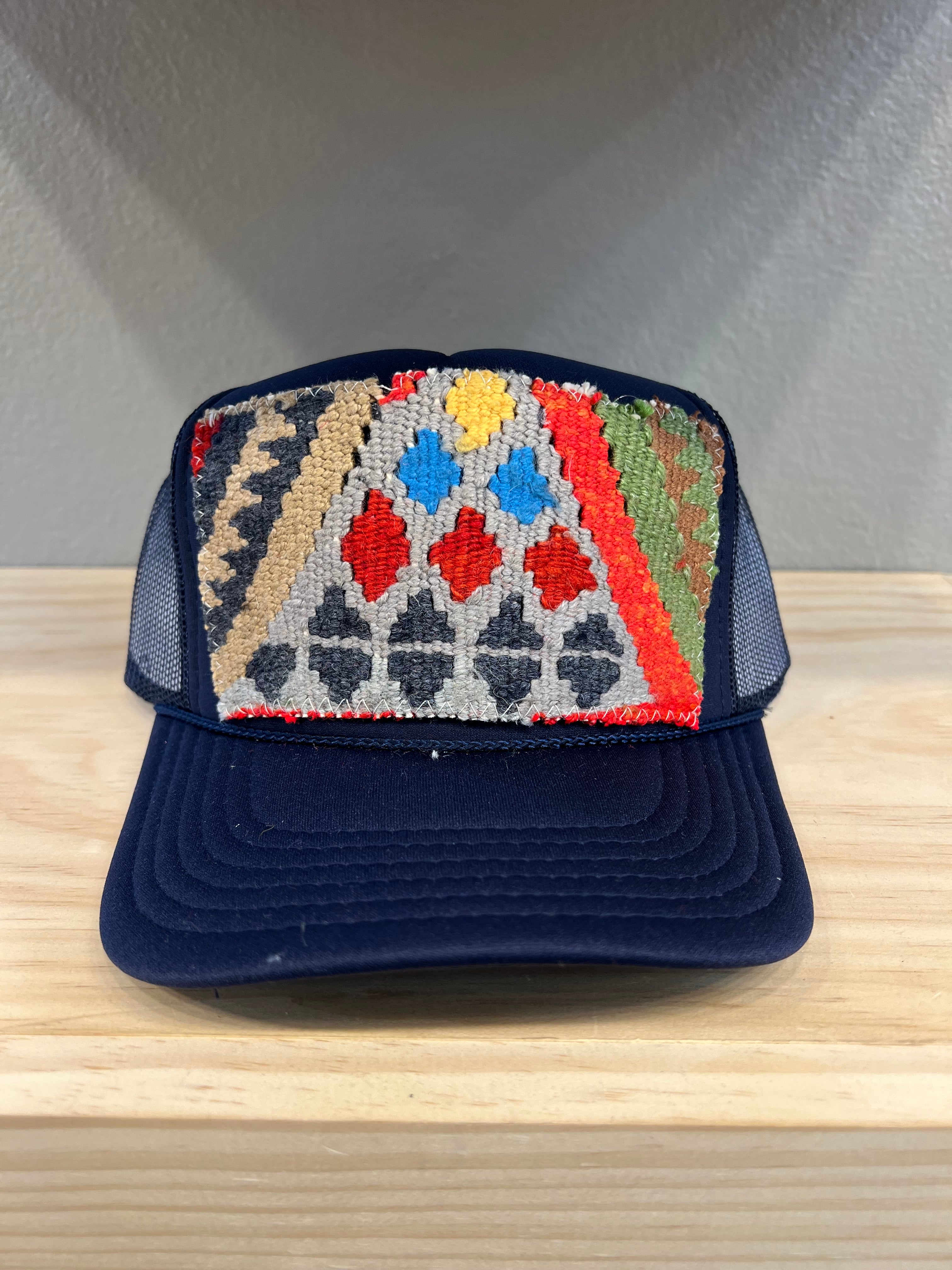 FALL ORIJINAL PATCH TRUCKER HATS