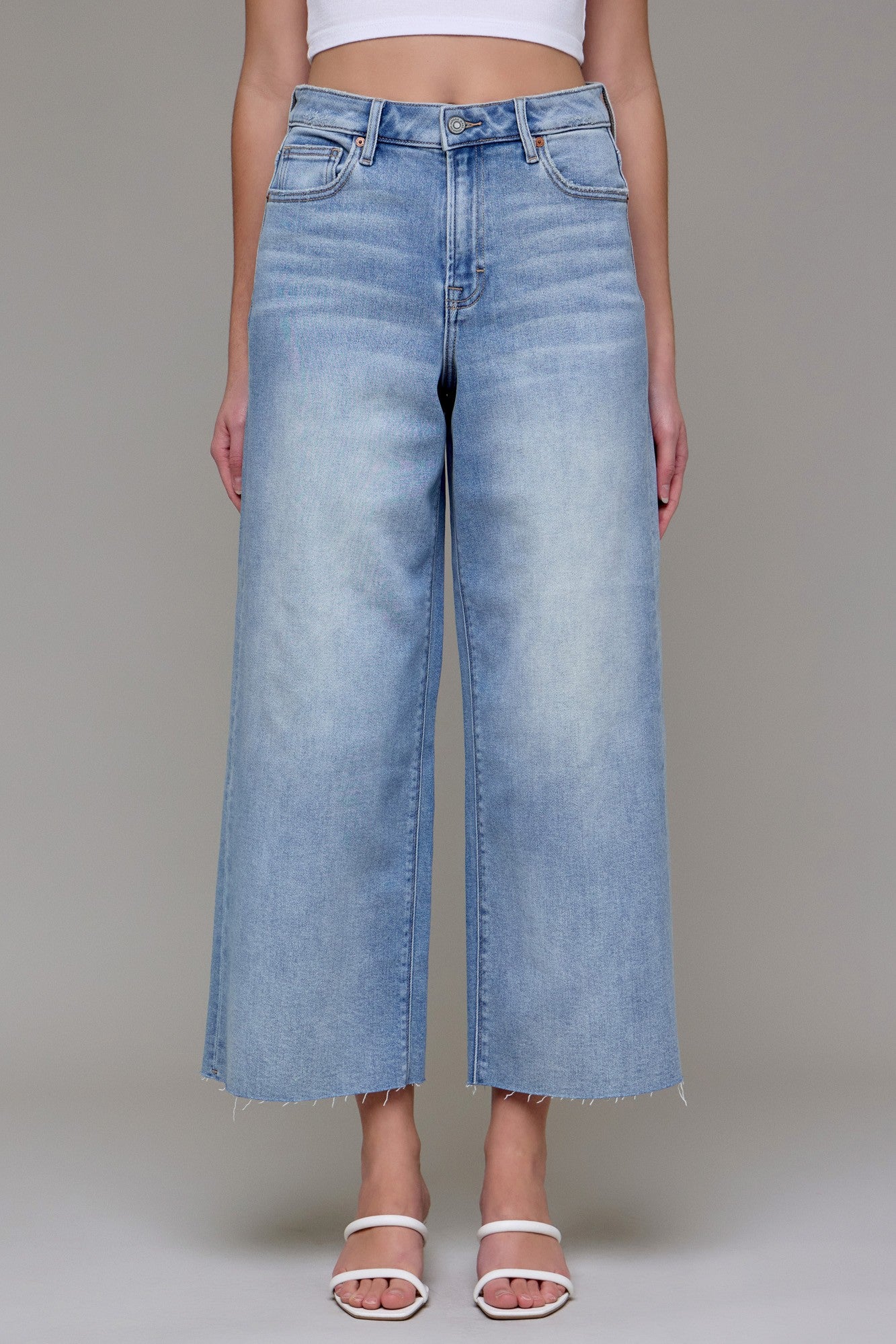 HIDDEN JEAN