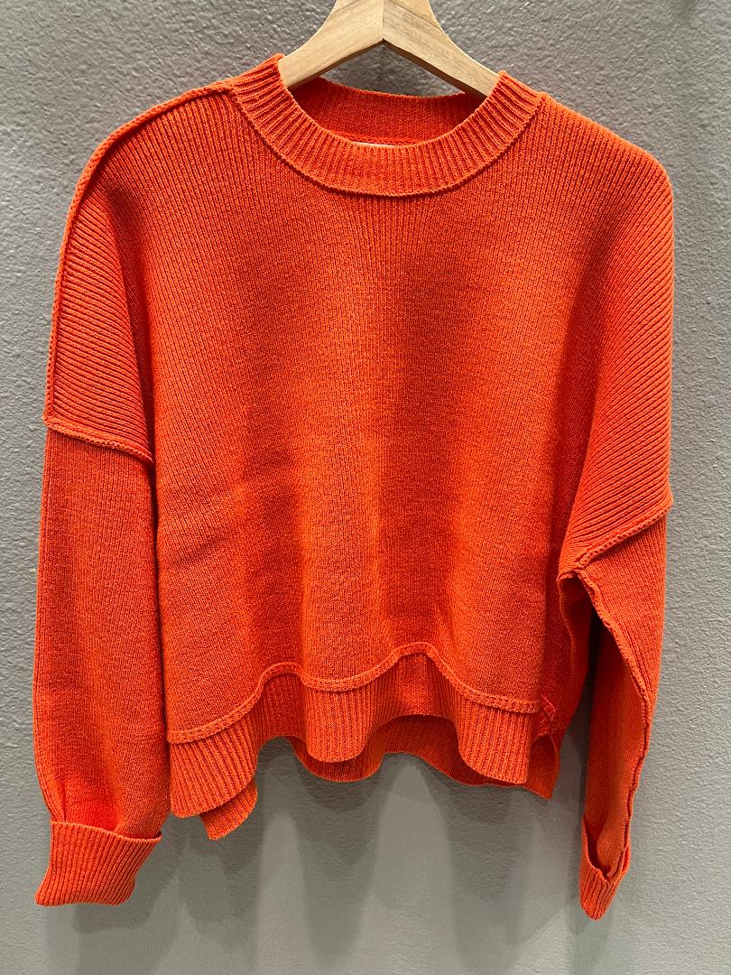 ORANGE CROPPED SWEATER
