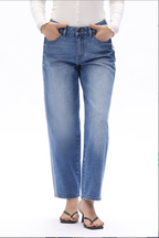 BAYEAS HONG KONG STRAIGHT LEG JEAN