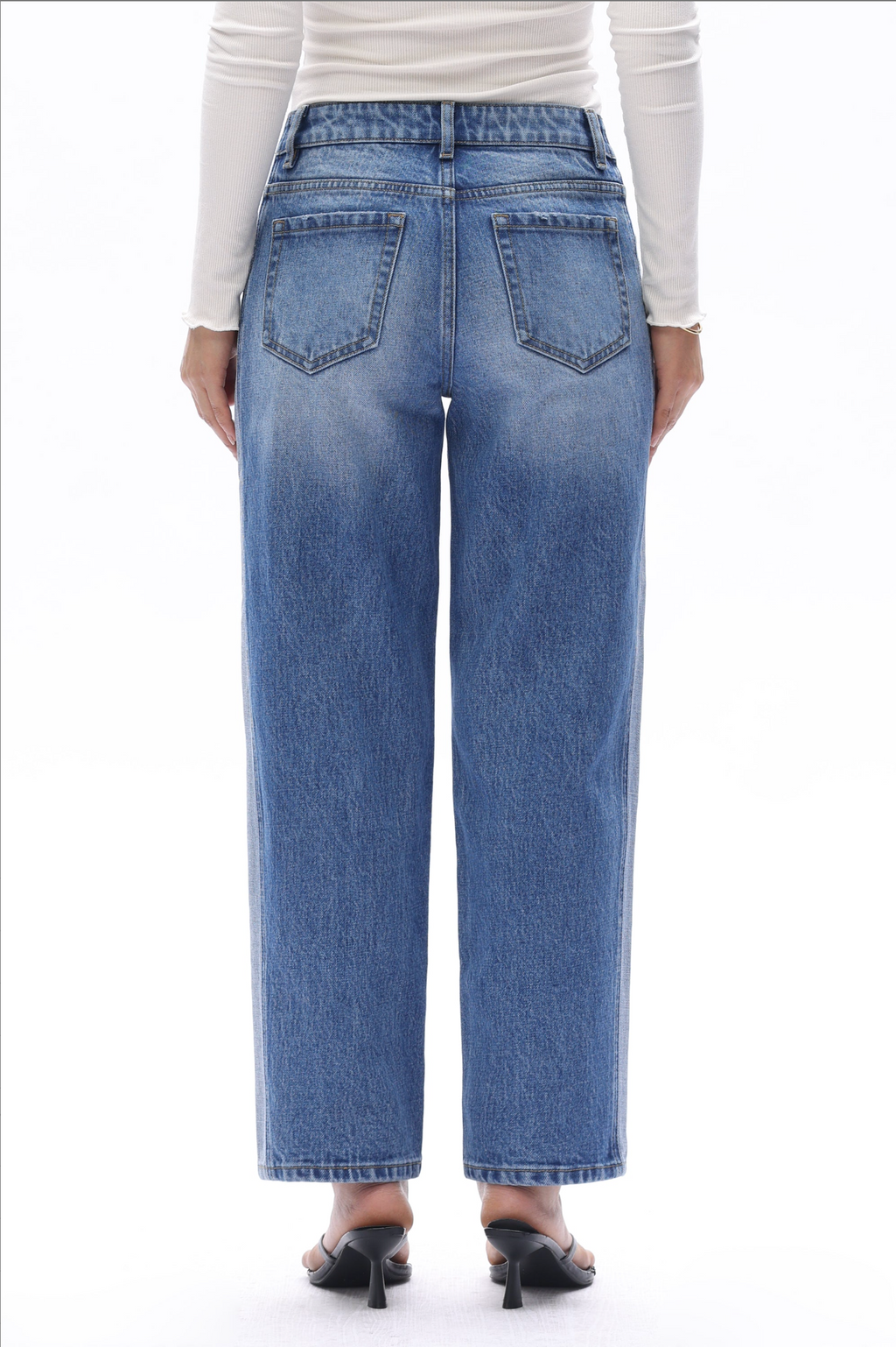 BAYEAS HONG KONG STRAIGHT LEG JEAN