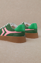 NOVA TENNIS SHOES