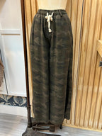 CAMO WIDE LEG