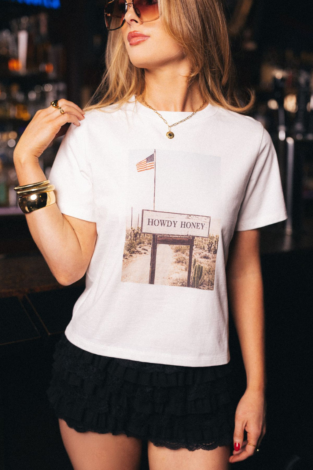 WESTERN DESERT HONEY GRAPHIC TEE (OFF-WHITE)