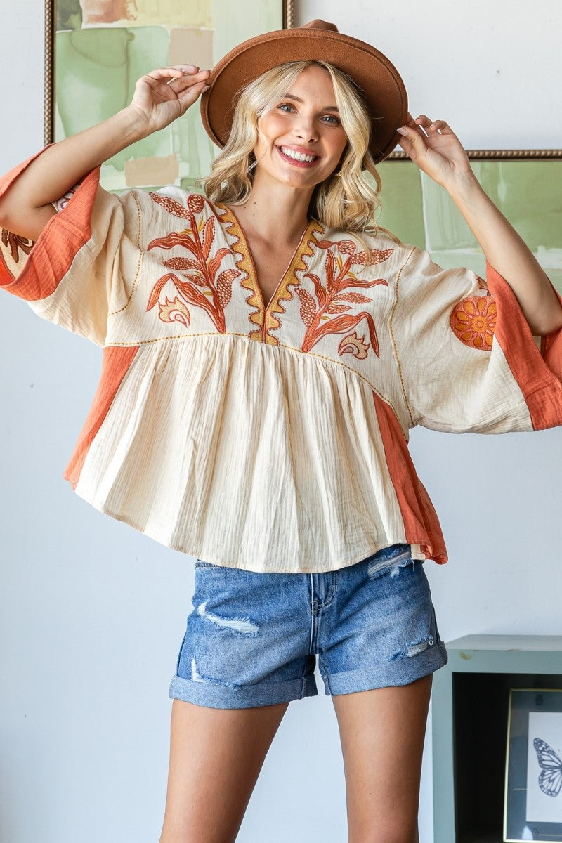EMBROIDERY TOP