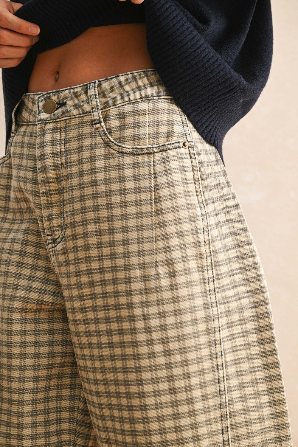 TAN BROWN MINI CHECKER PATTERN BARREL PANTS