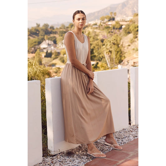 TWO-TONE MAXI DRESS WITH DRAWSTRING