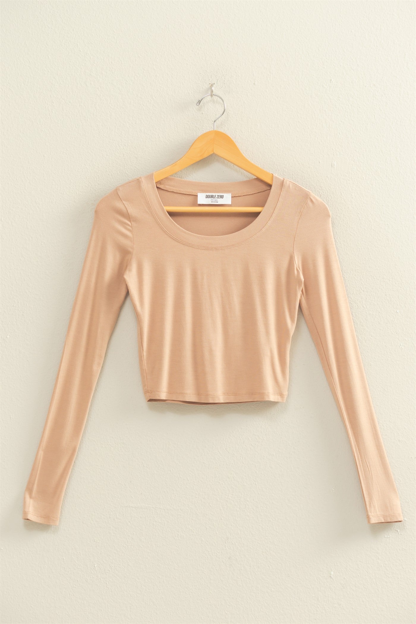 CROPPED SCOOP NECK LONG TEE