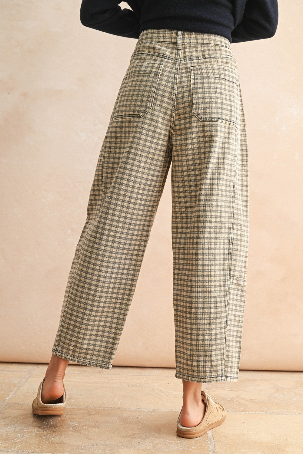 TAN BROWN MINI CHECKER PATTERN BARREL PANTS