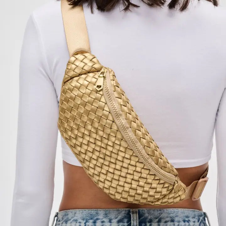 AIM HIGH WOVEN BELT BAG